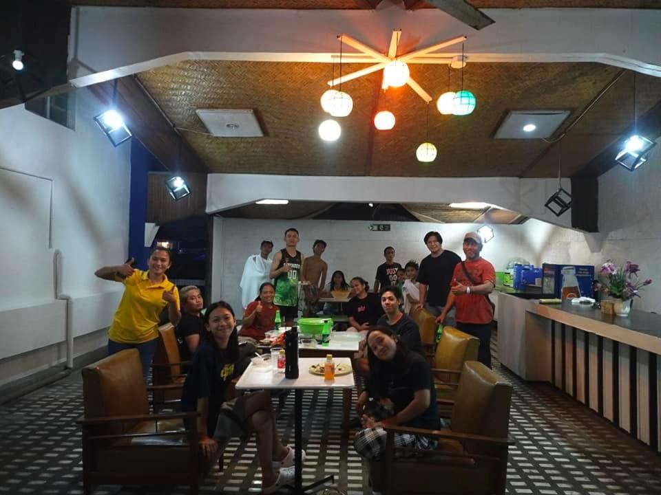 אנגלס 2 Hotel Saleh מראה חיצוני תמונה