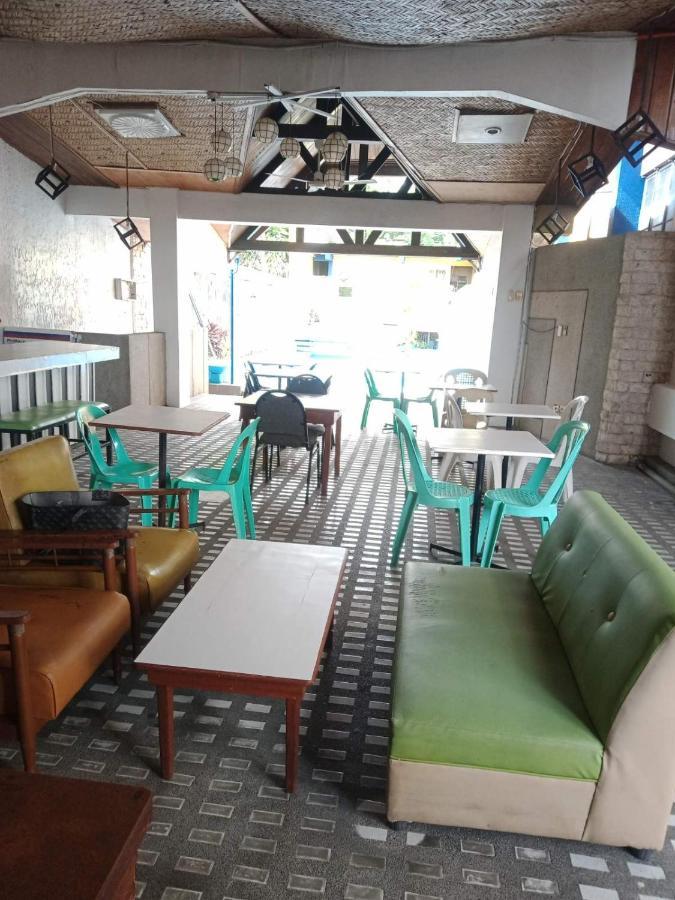 אנגלס 2 Hotel Saleh מראה חיצוני תמונה