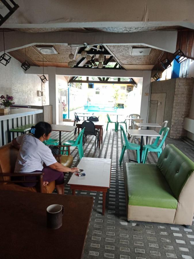 אנגלס 2 Hotel Saleh מראה חיצוני תמונה
