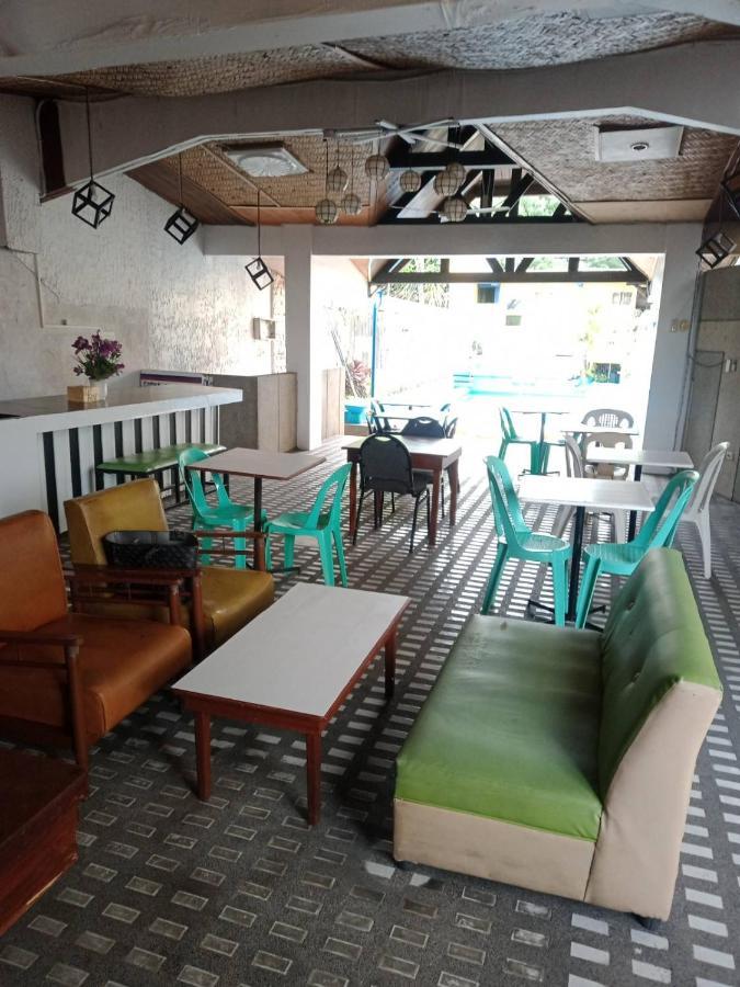 אנגלס 2 Hotel Saleh מראה חיצוני תמונה