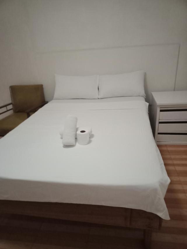 אנגלס 2 Hotel Saleh מראה חיצוני תמונה